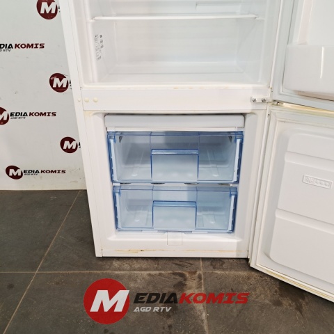 Lodówka Polar CZE236A