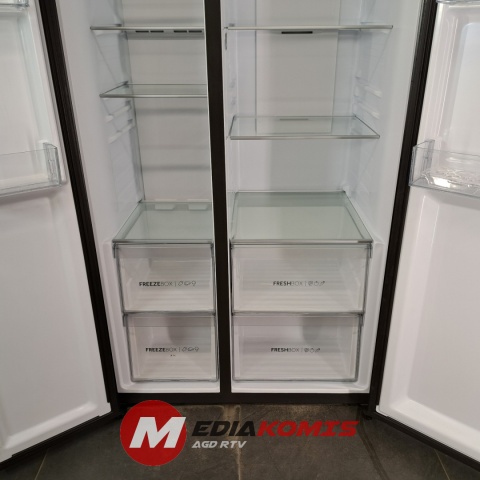 Lodówka Haier HSR3918ENPB [2]