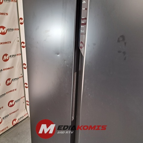 Lodówka Haier HSR3918ENPB [2]